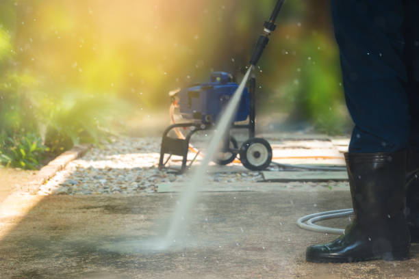 Best Gutter Cleaning and Brightening in Hart, TX